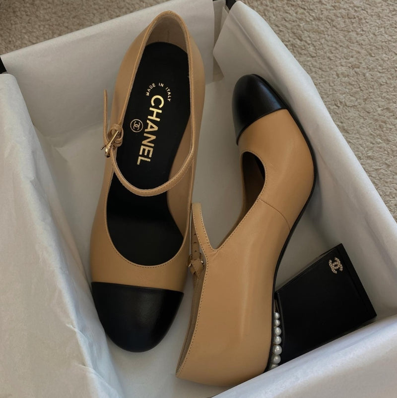 Chanel beige and black Mary Jane pumps with pearl heel, size 38